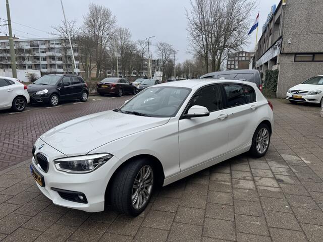 BMW 1-SERIE 116i 5Drs Airco Navi Led Xenon M Wielen NAP