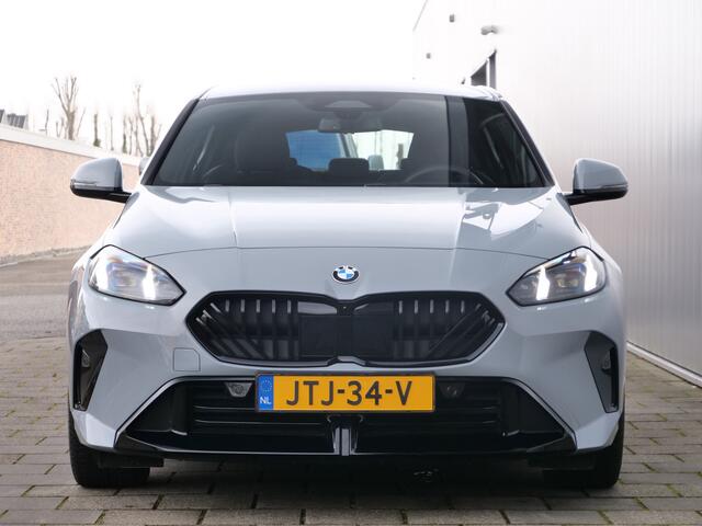 BMW 1-SERIE 116 automaat 123pk M Sportpakket Pro Stoelverwarming / Camera / Keyless entry