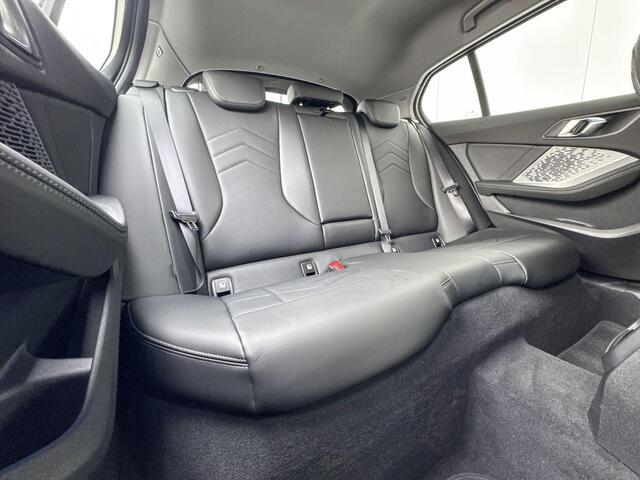 BMW 1-SERIE 120 | M Sport Design Edition | Premium Pack