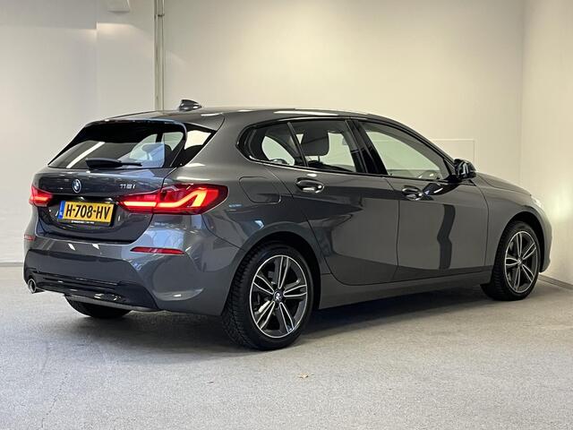 BMW 1-SERIE 118i Sport Line Executive | 1e-EIG | TREKHAAK | STUUR/STOEL.V.W. |