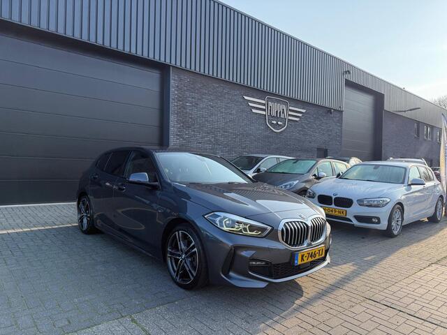BMW 1-SERIE 116d Executive | 1E EIGENAAR | 12MND GARANTIE | AUTOMAAT | LED | CARPLAY | SFEERVERLICHTING | CRUISE | AIRCO |