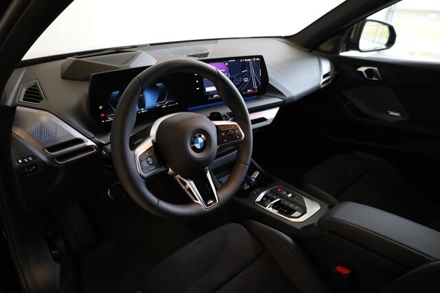 BMW 1-SERIE 120 M Sport Pro | Head-Up Display | Harman Kardon | 360 camera