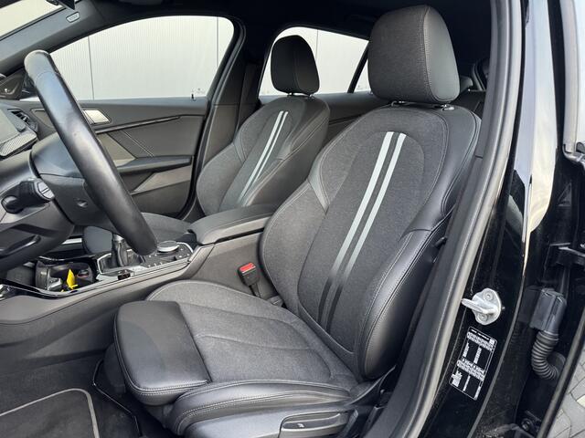 BMW 1-SERIE 118i Executive Edition M | RIJKLAAR | Stuurverwarming!