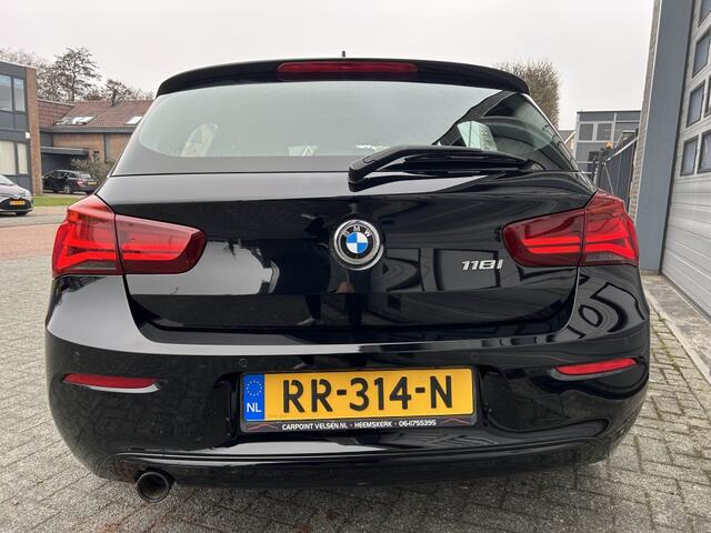 BMW 1-SERIE 118i Edition Sport NIEUWSTAAT! 55.000Km NAP!
