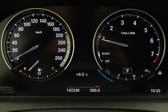 BMW 1-SERIE 118i Corporate Lease Executive Automaat Navigatie, LED, Climate, Cruise, Trekhaak