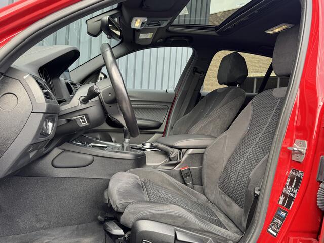 BMW 1-SERIE M140i High Executive | Schuifdak | Harman/Kardon | Prijs Rijklaar!!