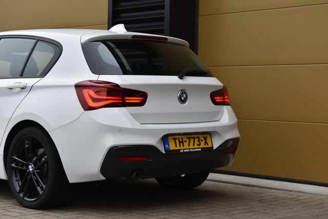 BMW 1-SERIE 118i Executive * M-Sportpakket * Dealeronderhouden * LED * 18'Lm *