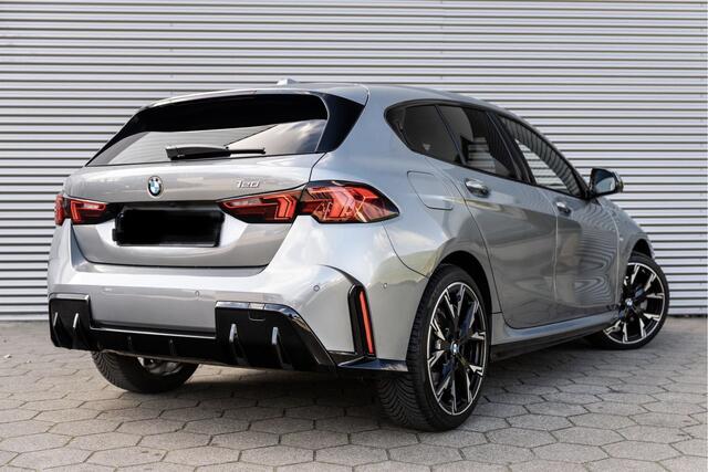 BMW 1-SERIE 120 M Sport Design Edition Panorama | Leder | 360 Camera | Volleder | Memory stoelen