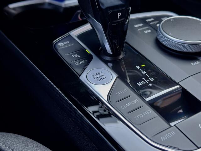 BMW 1-SERIE 118i AUT7 EXE M-SPORT LEDER NAVI DIGI-DASH APPLE-CARPLAY LED LMV PDC