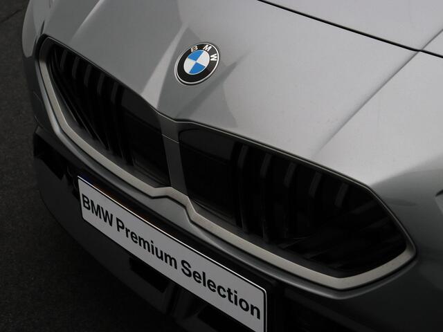 BMW 1-SERIE 120 M Sportpakket | Premium Pack | Stuurwielrand Verwarmd | Panoramadak | Harman Kardon | 19''