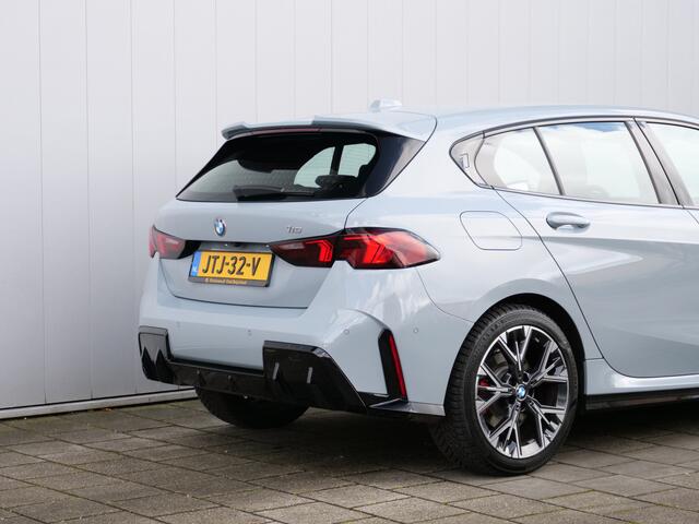 BMW 1-SERIE 116 automaat 123pk M Sportpakket Pro Stoelverwarming / Camera / Keyless entry