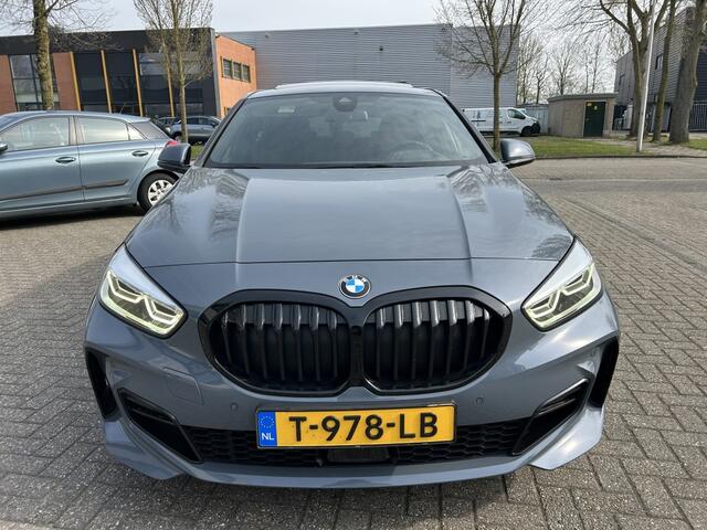 BMW 1-SERIE 118i High Exec M-Sport FULL OPTIONS.