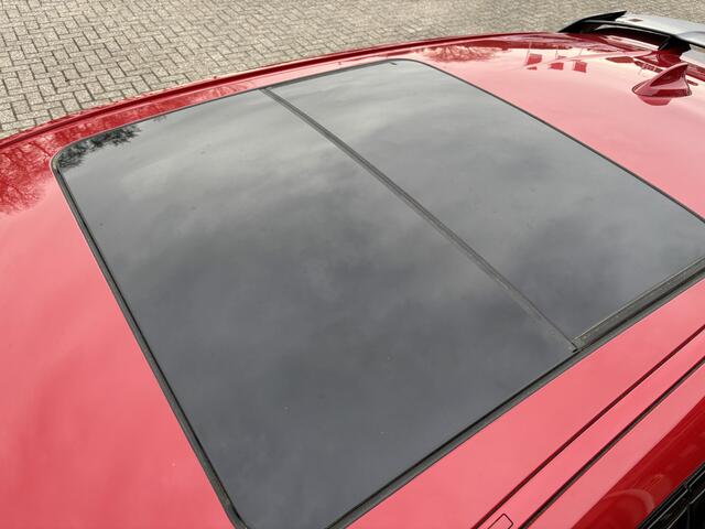 BMW 1-SERIE 118i Business Edition Plus M-Sport Automaat Panoramadak / Spoilerpakket