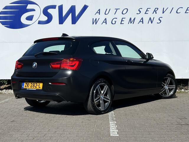 BMW 1-SERIE 118i Executive | Clima | LED | 17 inch