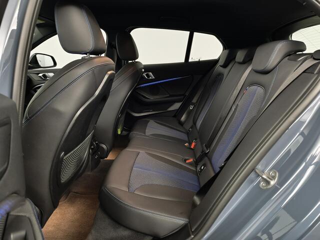 BMW 1-SERIE 118i Business Edition | Apple Carplay & Android Auto | Achteruitrijcamara | M pakket |