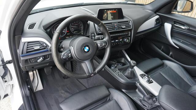 BMW 1-SERIE 118i 160pk M-Sport Shadow Executive 5-drs Clima Led navi *169986km* 18 inch LM Black optik *1ste eign*