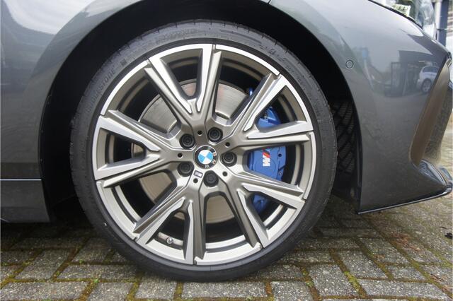 BMW 1-SERIE M135i xDrive High Executive
