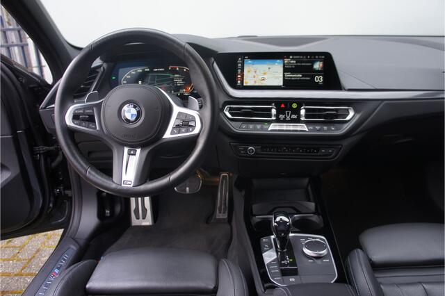BMW 1-SERIE M135i xDrive High Executive
