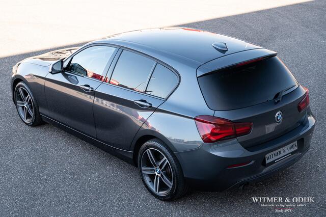 BMW 1-SERIE 118i Sportstoelen, M-stuur, NL-auto