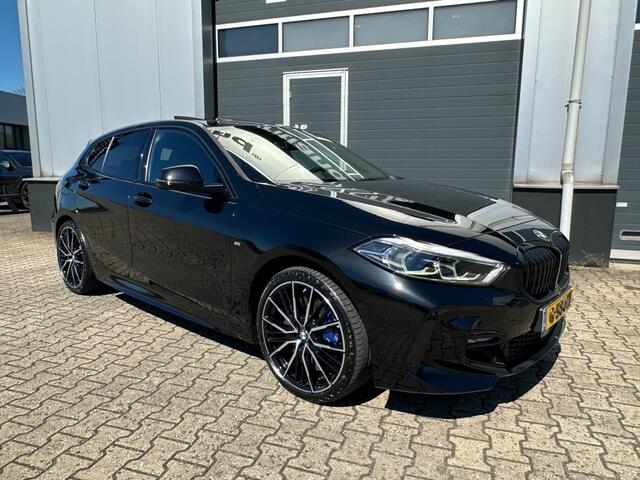 BMW 1-SERIE 118i M-sport bj2020 *Pano *HUD *M stoelen *Leer *NL auto