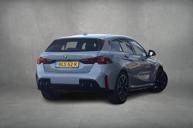 BMW 1-SERIE 120 | M-Sport | Sportstoelen | CarPlay | Stoelverwarming