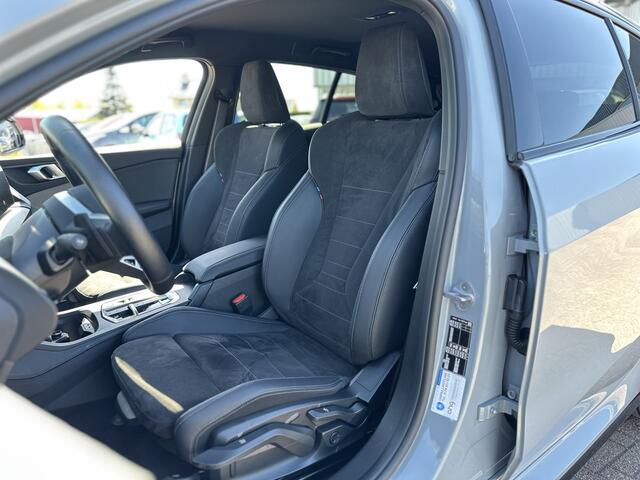 BMW 1-SERIE 120 M Sport Design Edition |HARMAN/KARDON|CARPLAY|360 CAMERA|HUD|LM VELGEN 18''|ACC|BMW LED|