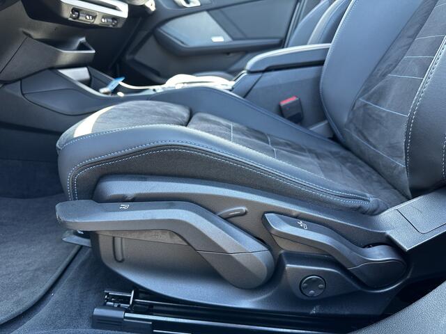 BMW 1-SERIE 120 M Sport Design Edition |HARMAN/KARDON|CARPLAY|360 CAMERA|HUD|LM VELGEN 18''|ACC|BMW LED|