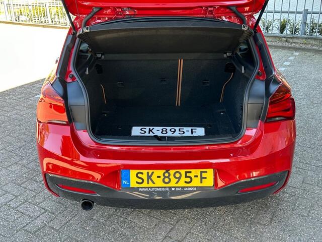 BMW 1-SERIE 118I High Executive Automaat Navi Camera Leer Trekhaak