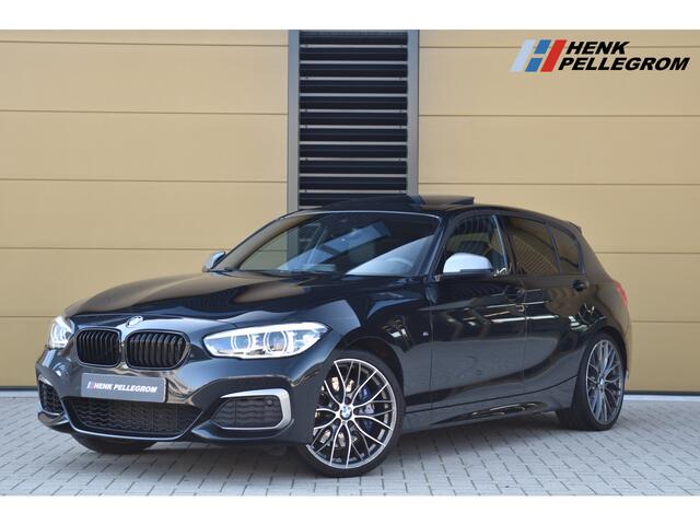 BMW 1-SERIE M140i xDrive High Executive * Schuifdak * M-Performance Uitlaat * Harman/Kardon * M-Sportremmen *
