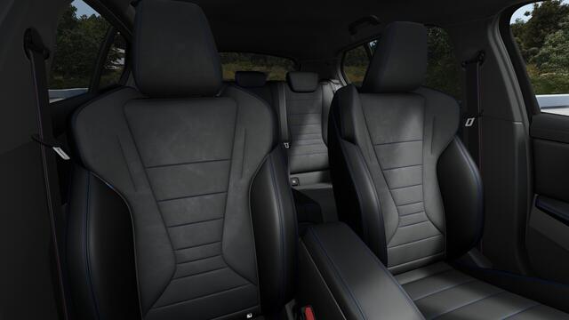 BMW 1-SERIE 120 M Sport Automaat / Sportstoelen / Achteruitrijcamera / Adaptieve LED / M Adaptief onderstel / Comfort Access