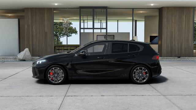 BMW 1-SERIE 120 M Sport Automaat / Sportstoelen / Adaptieve LED / Achteruitrijcamera / Comfort Access / M Adaptief onderstel / Stoelverwarming