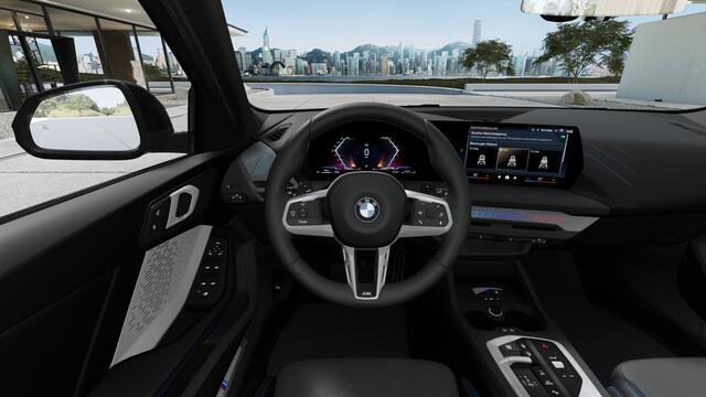 BMW 1-SERIE 120 M Sport Automaat / Sportstoelen / Adaptieve LED / Achteruitrijcamera / Comfort Access / M Adaptief onderstel / Stoelverwarming