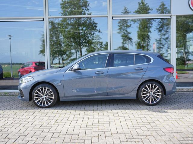 BMW 1-SERIE 118i Executive Edition DAB | Leer | sportstoelen | Apple/Android Auto