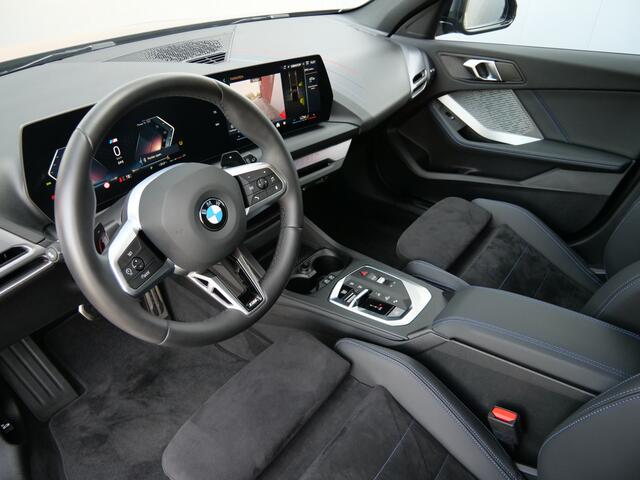 BMW 1-SERIE 116 automaat 123pk M Sportpakket Pro Stoelverwarming / Camera / Keyless entry