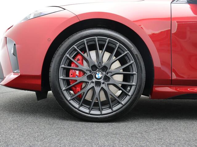 BMW 1-SERIE 120 M Sportpakket Pro | Premium Pack | Stuurwielrand verwarmd | Driving Assistant | Harman Kardon | 19''
