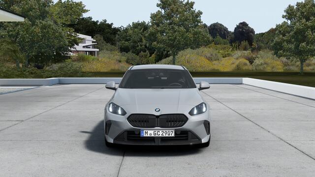 BMW 1-SERIE 120 M Sport Automaat / Sportstoelen / Achteruitrijcamera / M Adaptief onderstel / Comfort Access / Adaptieve LED / Stuurverwarming