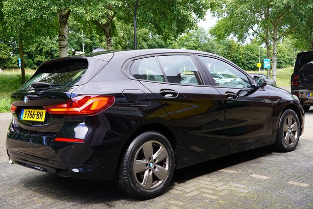 BMW 1-SERIE 118i Executive Edition / BTW / Automaat / Led / Navi / Cruise /
