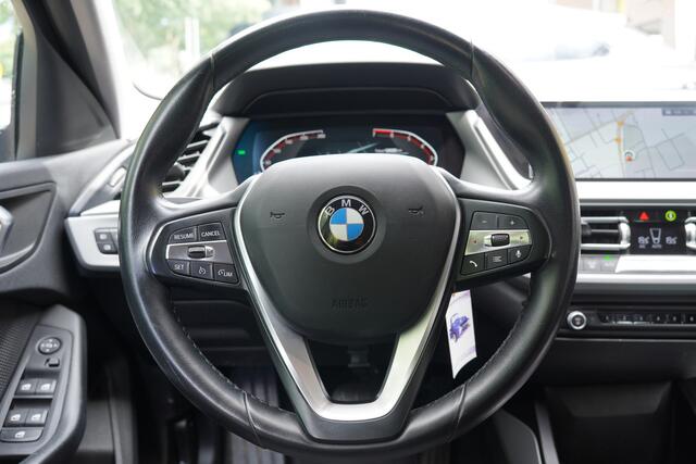 BMW 1-SERIE 118i Executive Edition / BTW / Automaat / Led / Navi / Cruise /