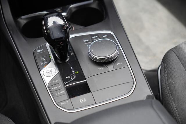 BMW 1-SERIE 118i Executive Edition / BTW / Automaat / Led / Navi / Cruise /