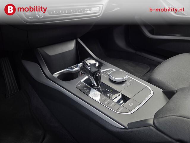 BMW 1-SERIE 118i Executive Edition Automaat Apple CarPlay NL Auto! | LED | Cruise Control | Navigatie | PDC