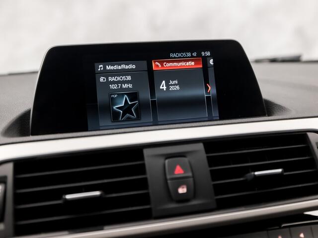 BMW 1-SERIE 118i Edition M Sport Shadow High Executive 136 Pk (SCHERM, STOELVERWARMING, BLUETOOTH, LM VELGEN, LEDEREN SPORTSTOELEN, NIEUWE APK, NIEUWSTAAT)