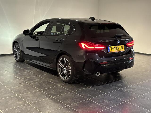 BMW 1-SERIE 118i | Apple Carplay/Android Auto | Comfort Pack | Parking assistent |