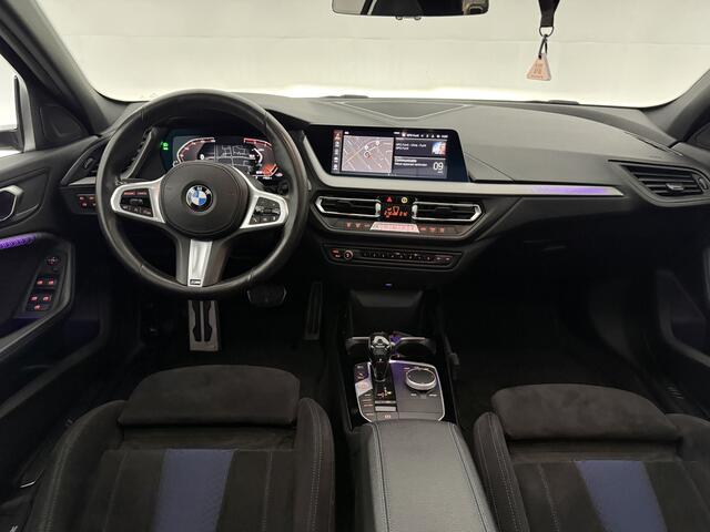 BMW 1-SERIE 118i Executive Edition M-Sport | Pano | Virtual | Sfeer | Carplay | Cruise | Parkeersens. | NAP