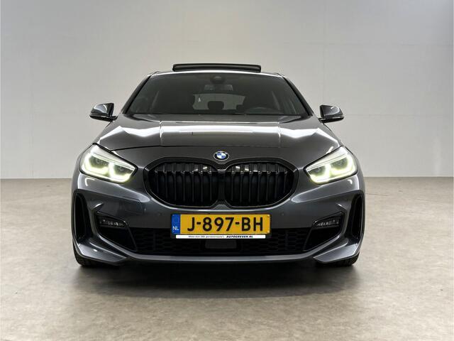 BMW 1-SERIE 118i Executive Edition M-Sport | Pano | Virtual | Sfeer | Carplay | Cruise | Parkeersens. | NAP