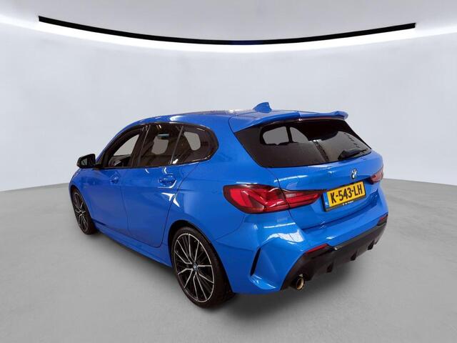 BMW 1-SERIE 118i High Executive Edition NL-AUTO | M-PAKKET | LEDER | SFEER VERLICHTING