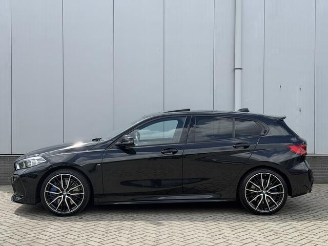 BMW 1-SERIE M135i xDrive High Executive | Pano | Head-up | Harman/Kardon | Dealer onderhouden