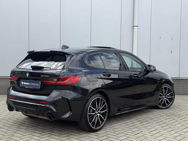 BMW 1-SERIE M135i xDrive High Executive | Pano | Head-up | Harman/Kardon | Dealer onderhouden