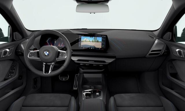 BMW 1-SERIE 120 | M Sportpakket Pro | Panoramadak | Harman/Kardon | Driving Assistant Plus