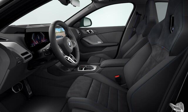 BMW 1-SERIE 120 | M Sportpakket Pro | Panoramadak | Harman/Kardon | Driving Assistant Plus