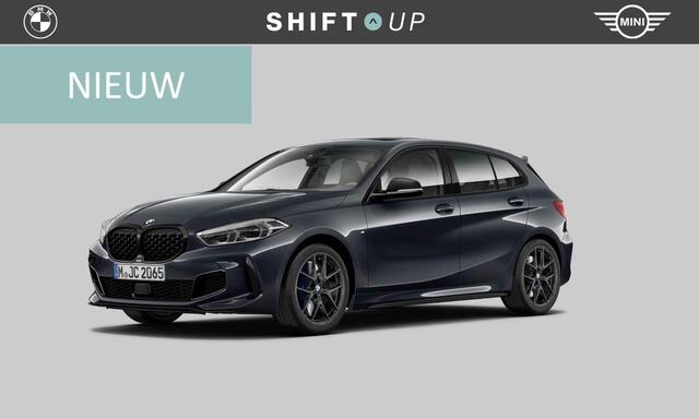 BMW 1-SERIE M135i xDrive Panoramadak | Harman Kardon | Head Up | Schaalstoelen